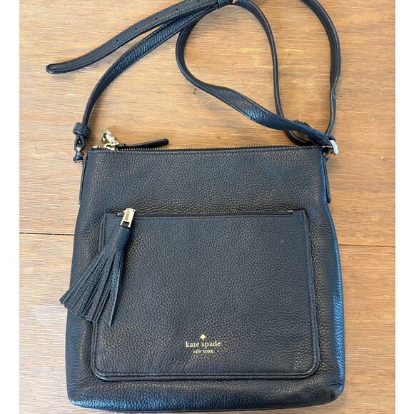 kate spade Handbags - Kate Spade Black Pebbled Leather Crossbody Bag Gorilla Charm Tassel Purse